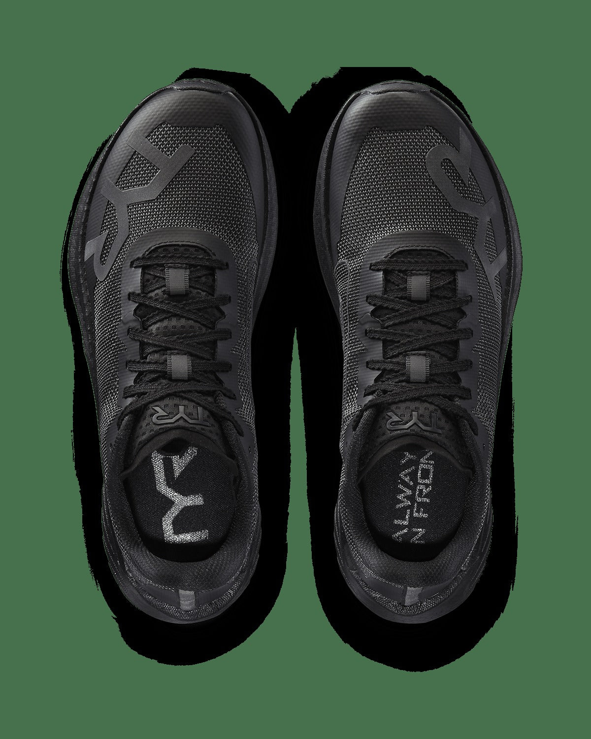 Men's Valkyrie Elite Carbon Runner