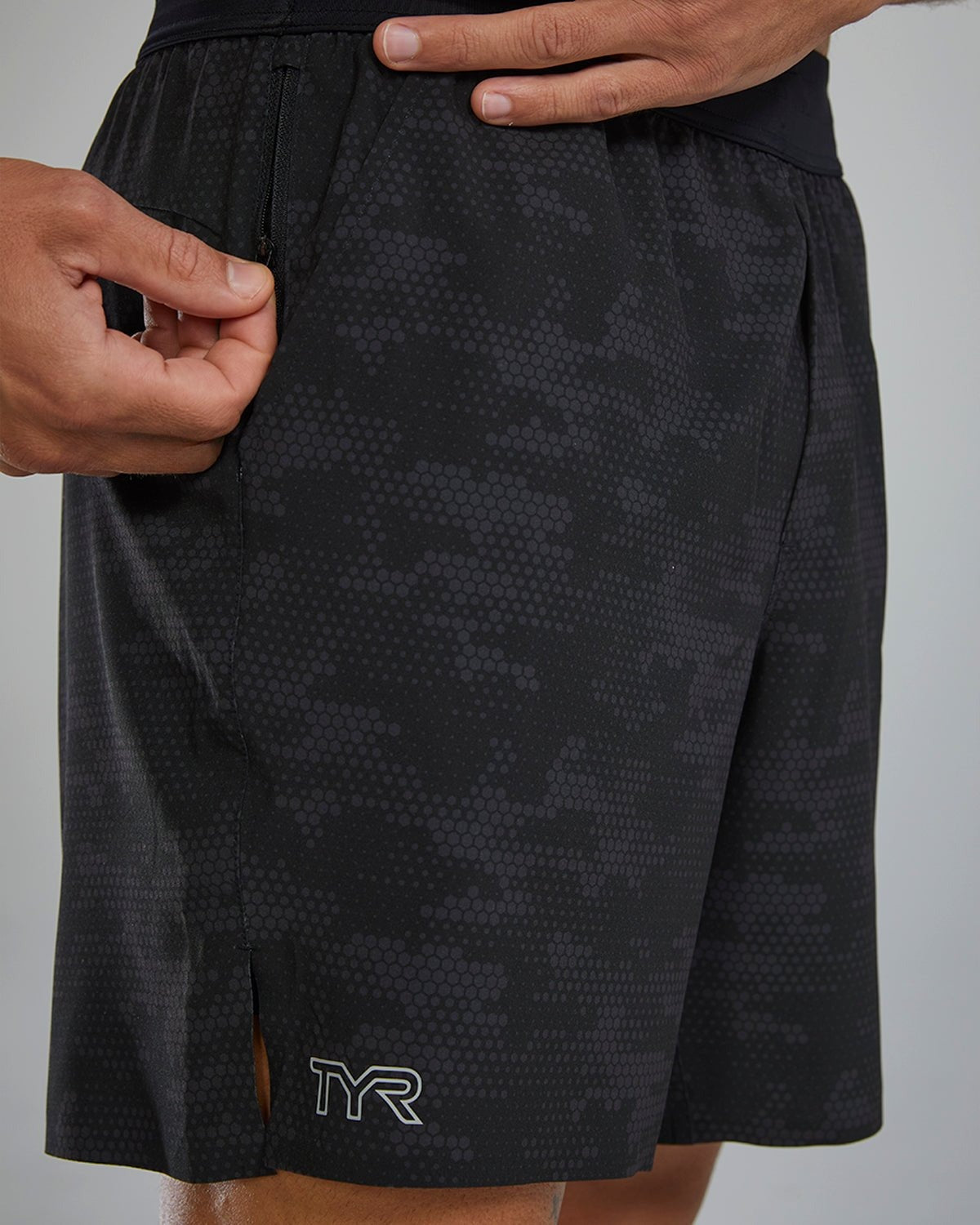Men's Unbroken Short - Unlined 7"