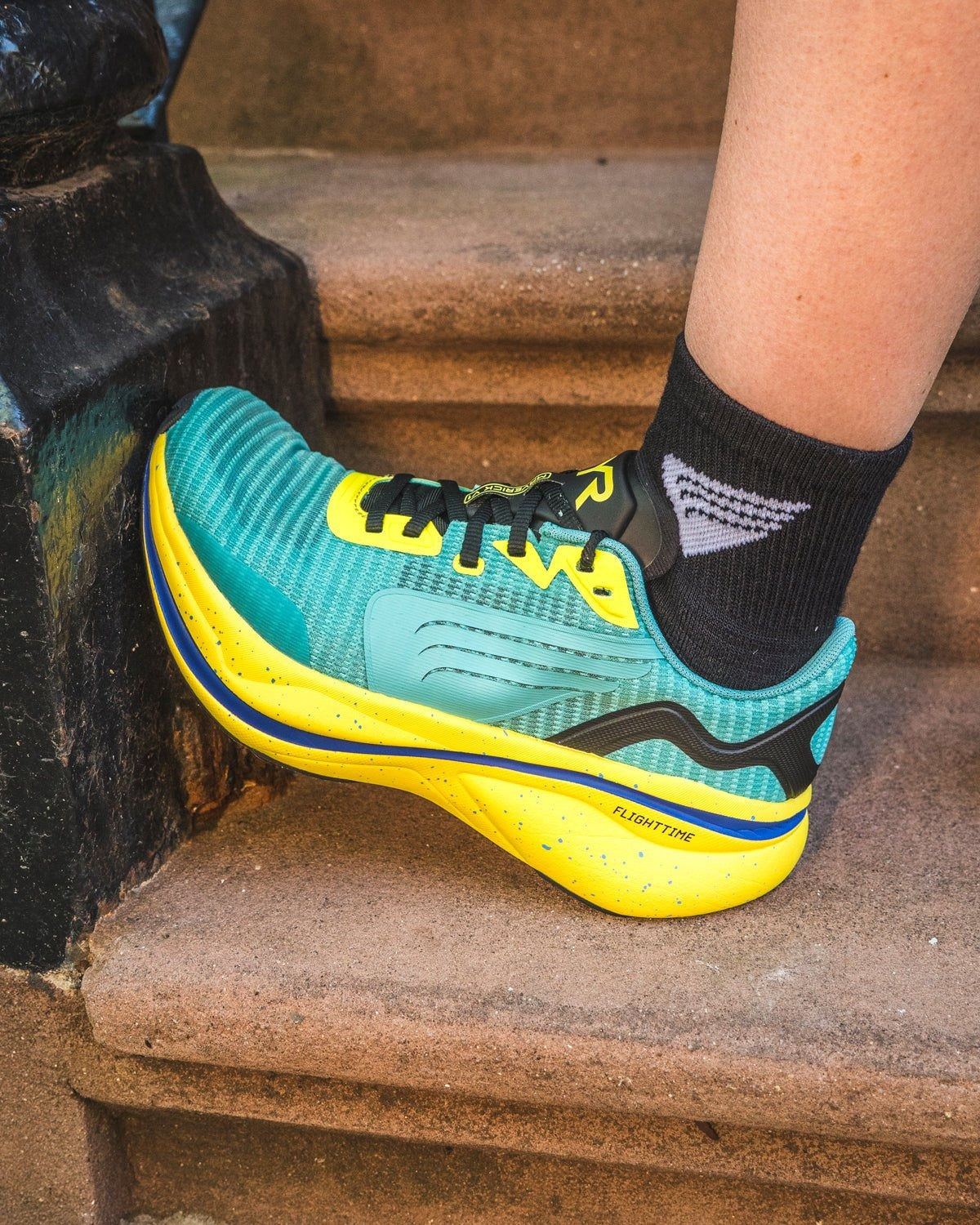 Men's Maverick-V1 Runner - Turquoise