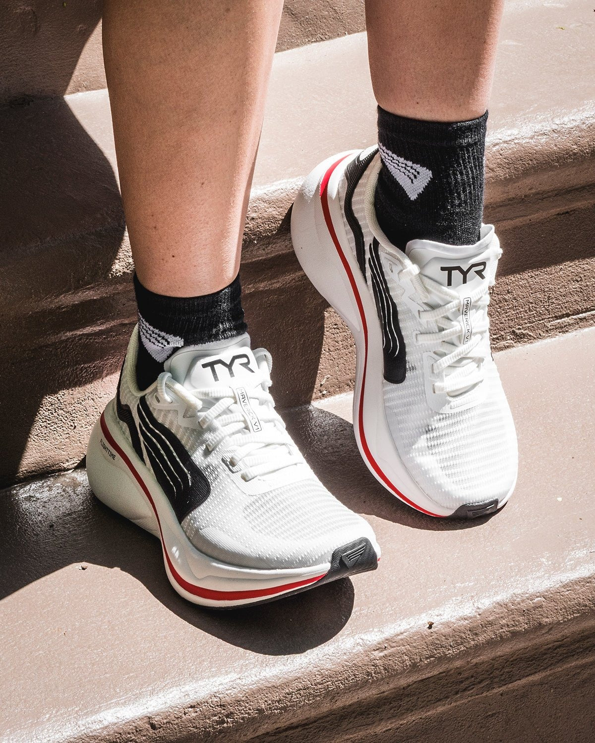 Men's Maverick-V1 Runner - Varsity Red