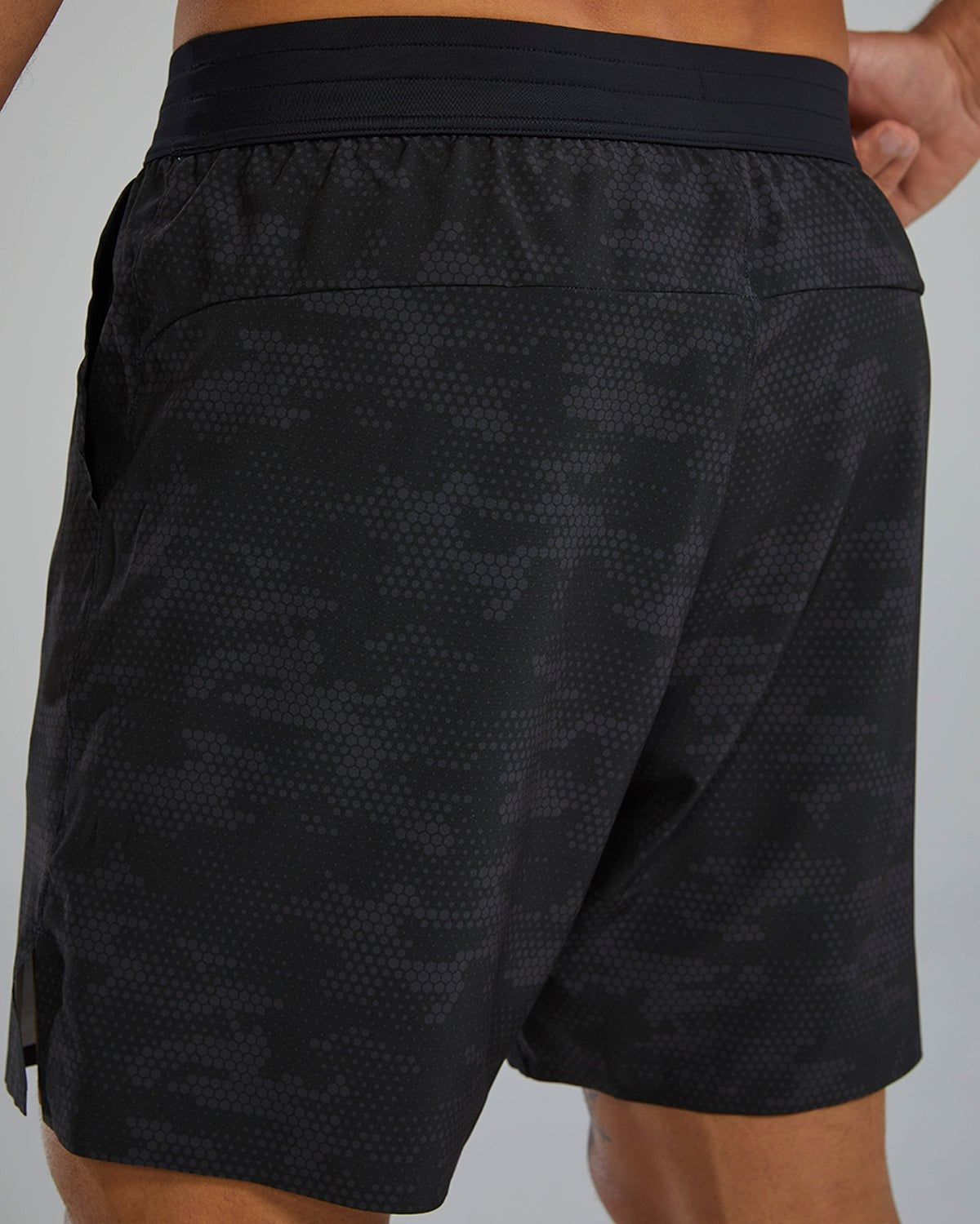 Men's Unbroken Short - Unlined 7"