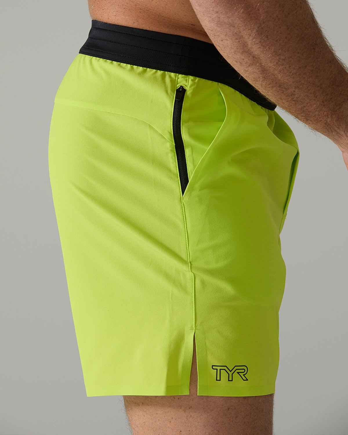 HydrosphereTM Men's Unlined 7" Unbroken Shorts - Solid