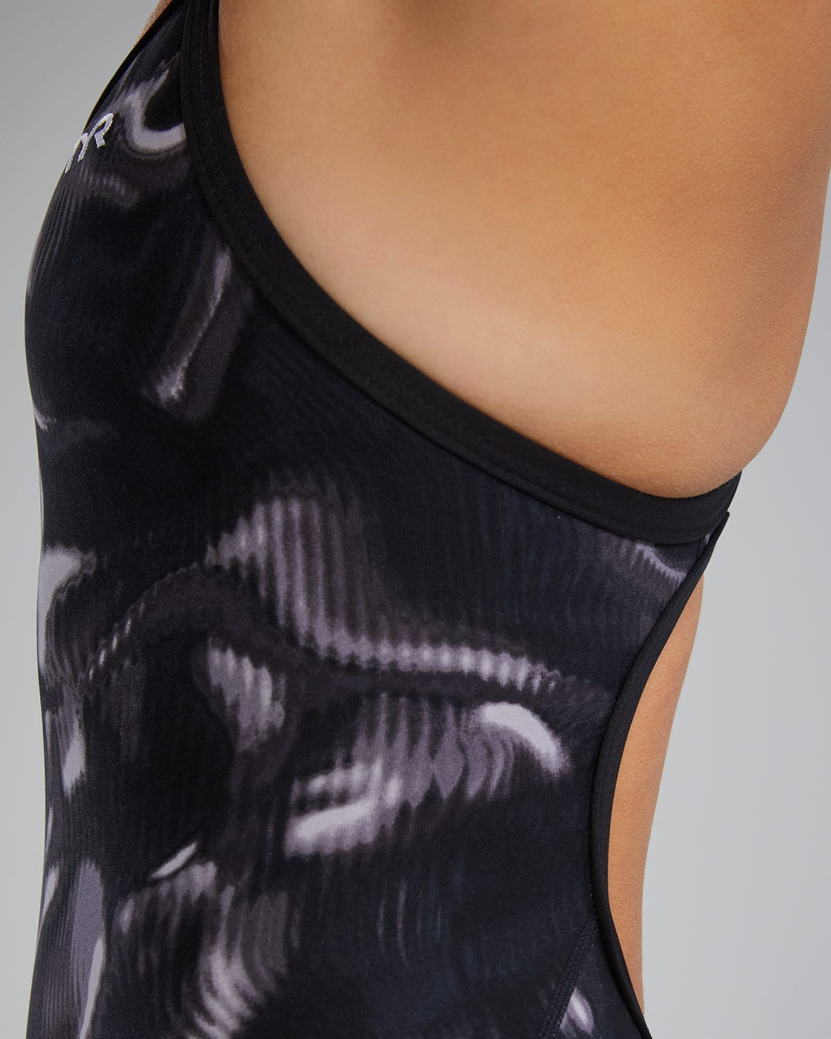 Durafast Elite® Women's Diamondfit Swimsuit - Waveform