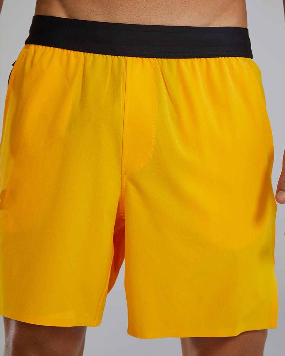 HydrosphereTM Men's Unlined 7" Unbroken Shorts - Solid