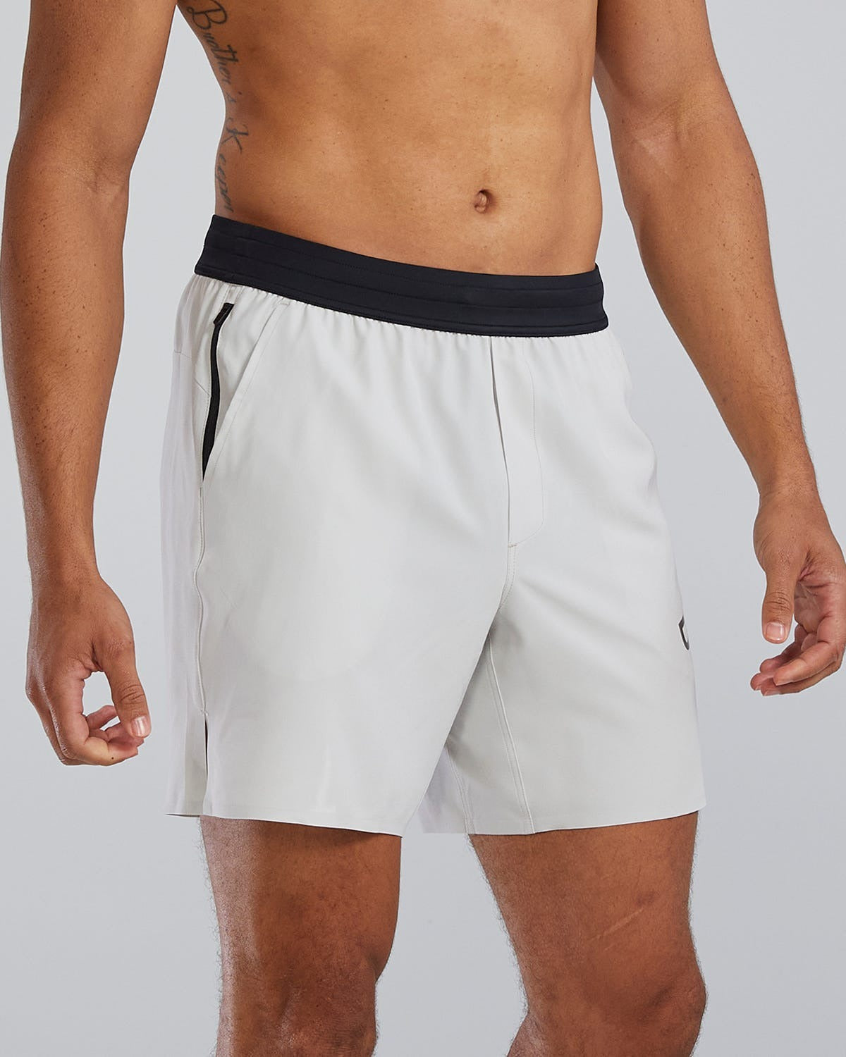HydrosphereTM Men's Unlined 7" Unbroken Big Logo Shorts - Solid