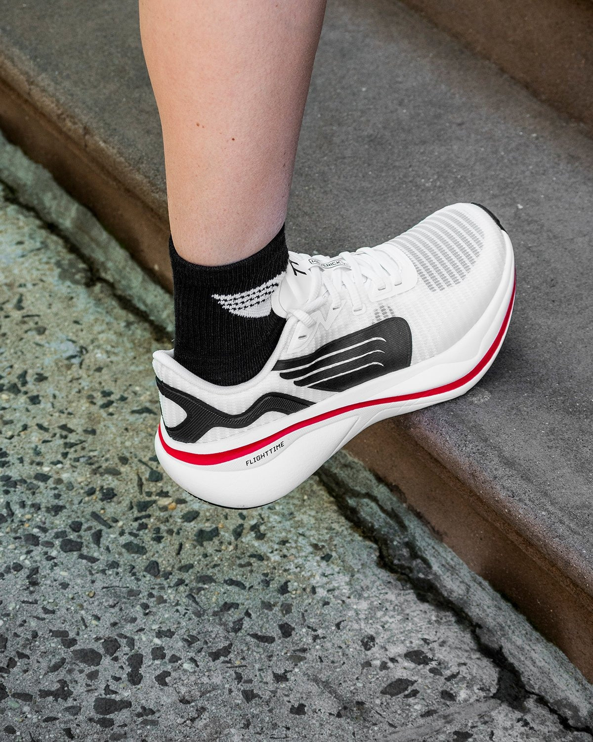 Men's Maverick-V1 Runner - Varsity Red