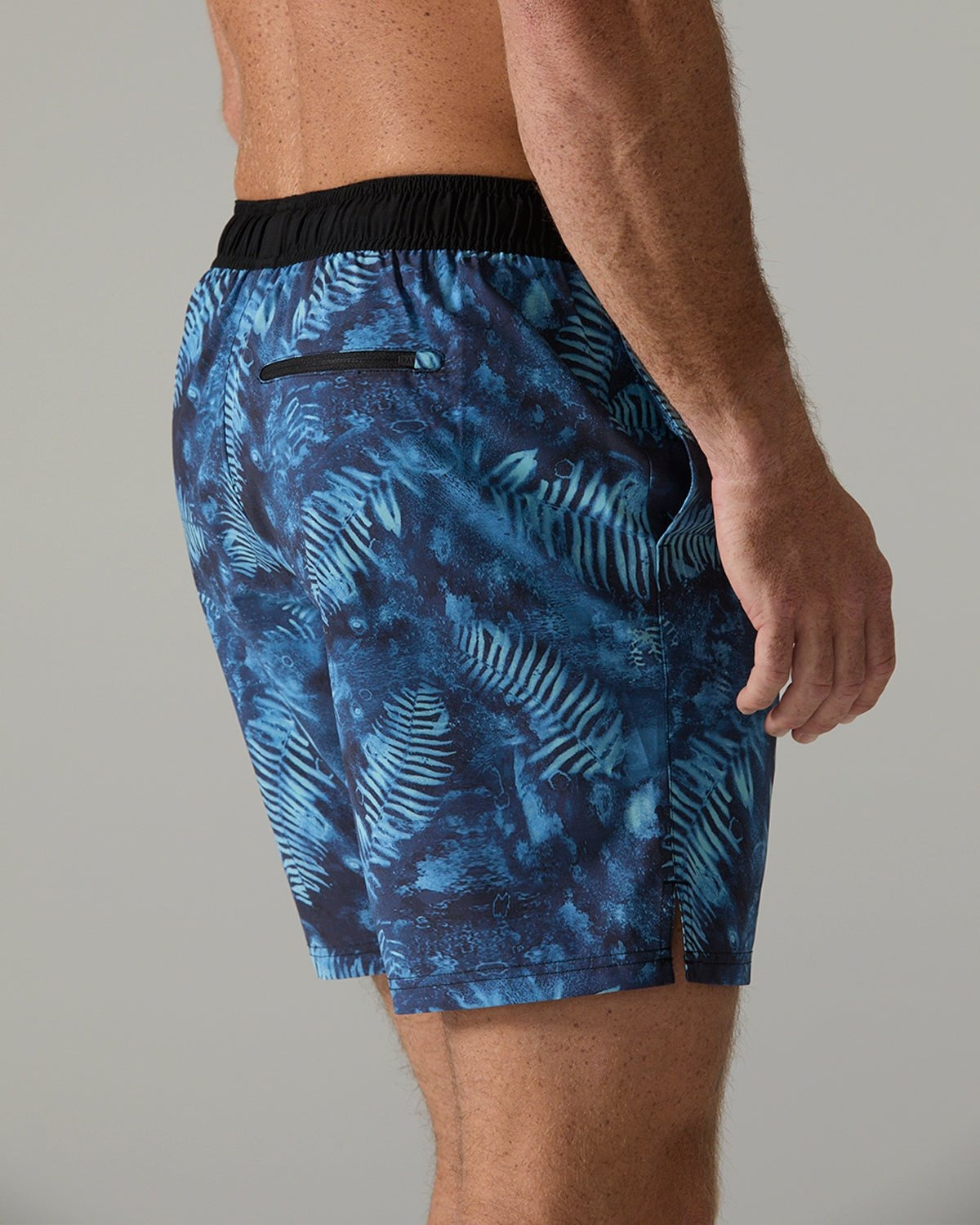 Men's Skua Volley Short Pinnate