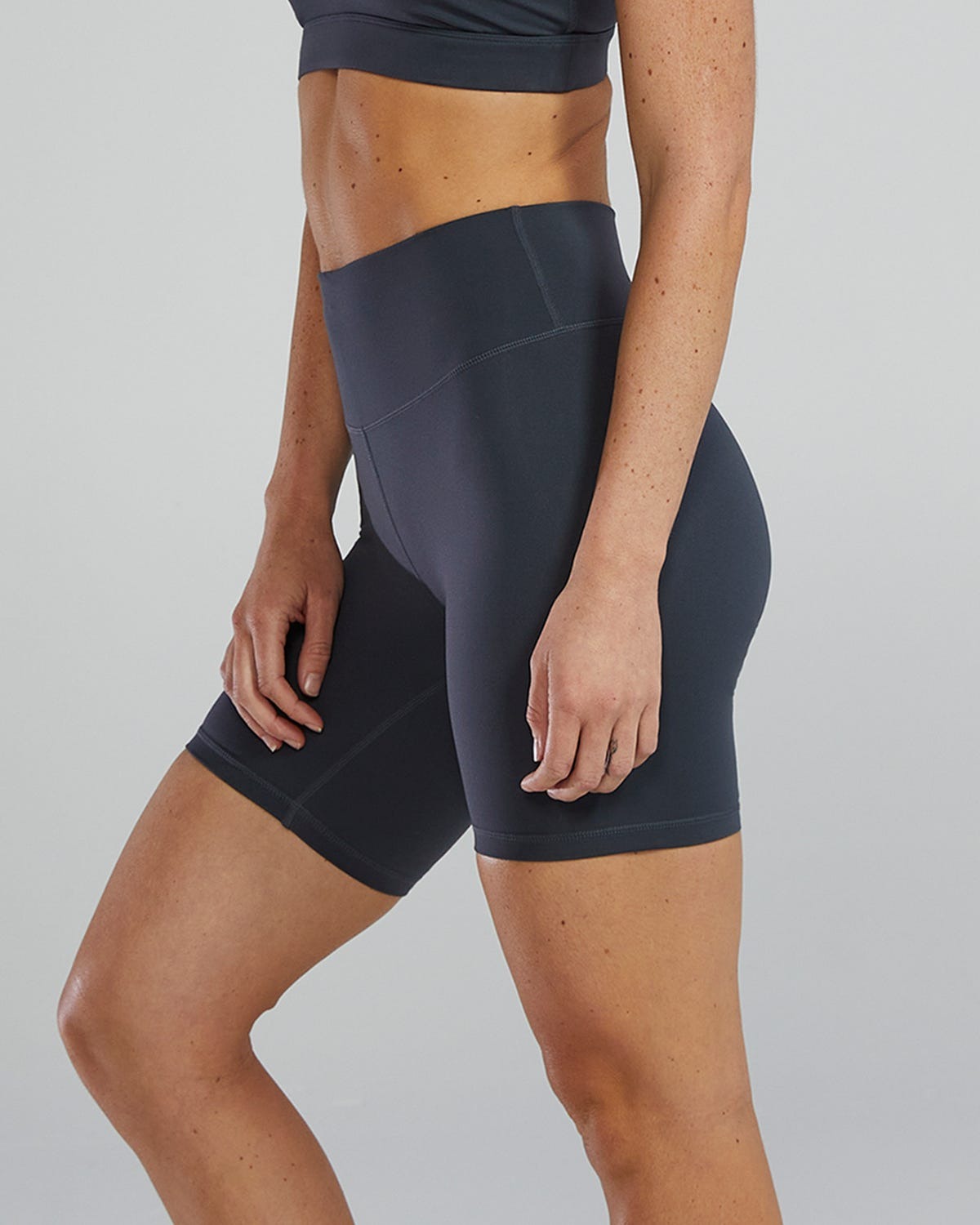 Joule Elite® Women's High Rise Short 6" - Solid