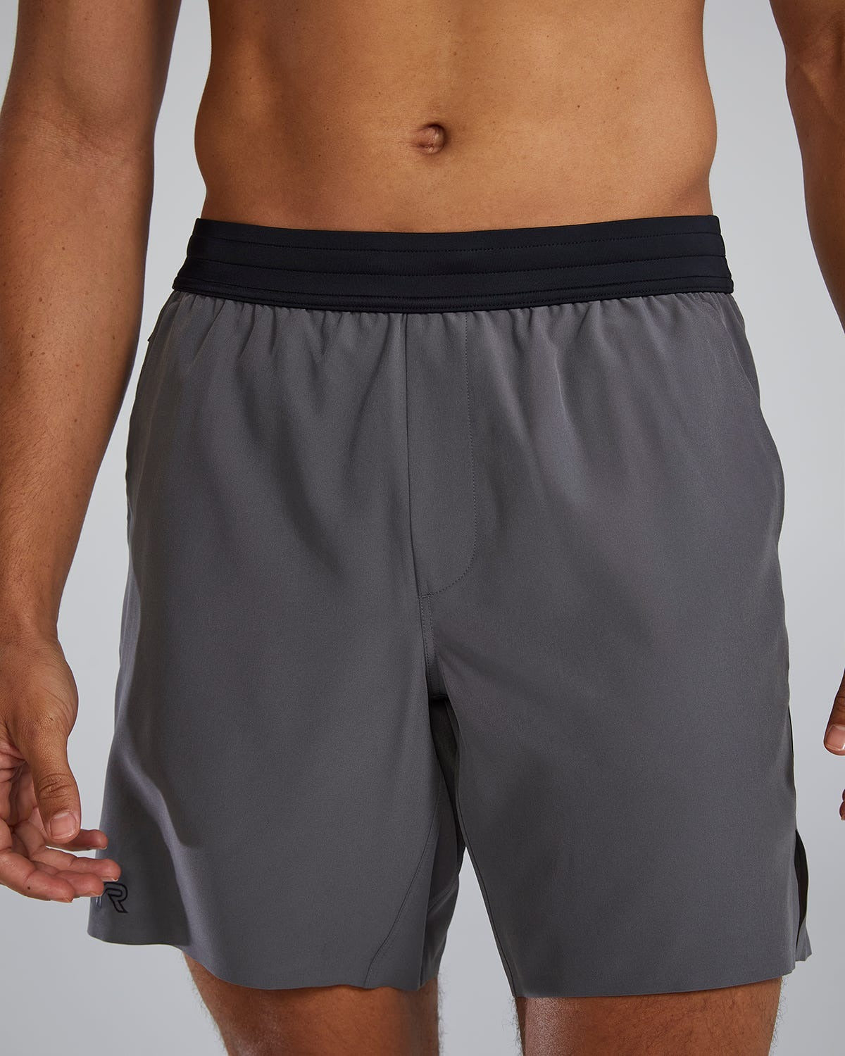 HydrosphereTM Men's Lined 7" Unbroken Shorts - Solid