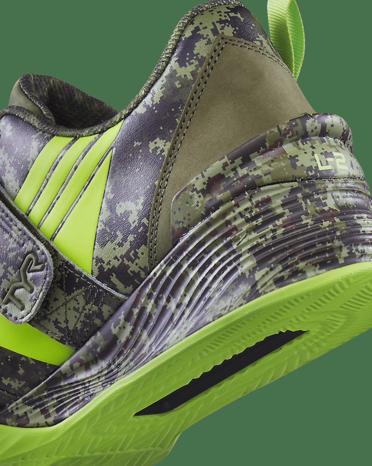 Women's L-2 Lifter - Camo