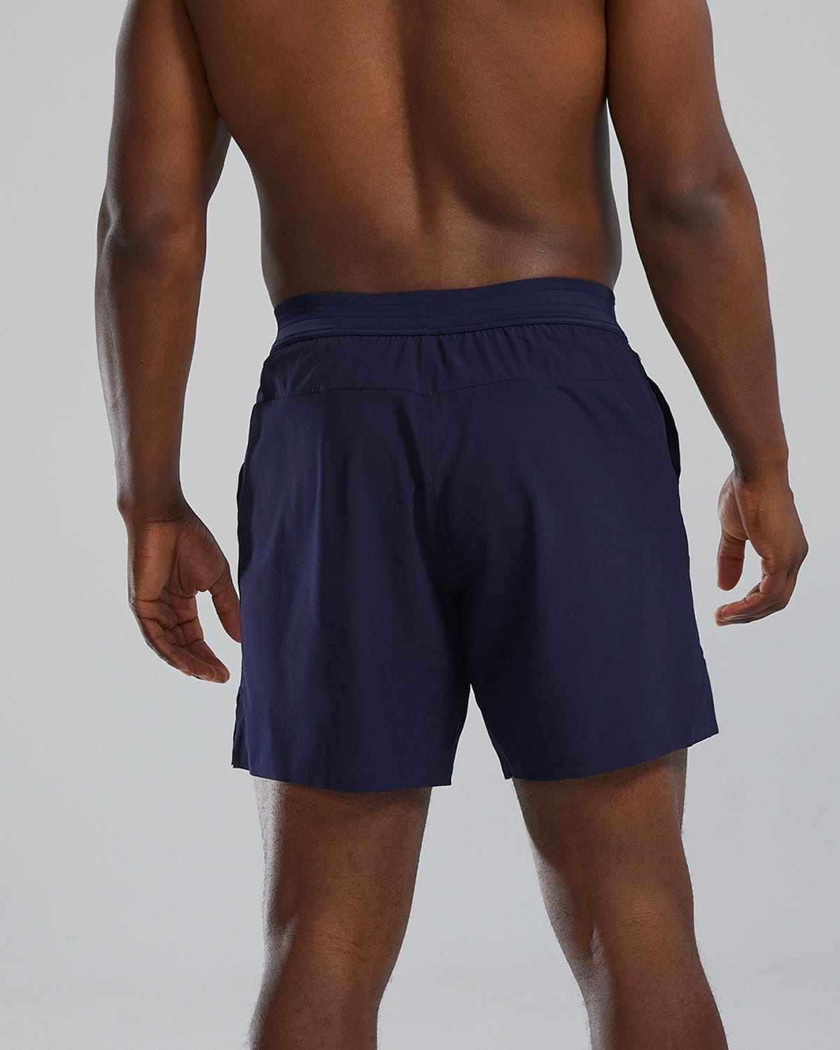HydrosphereTM Men's Unlined 7" Unbroken Shorts - Solid