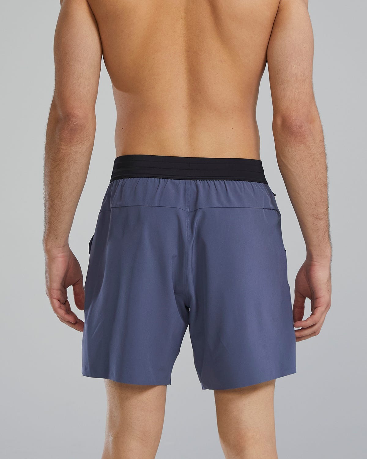 HydrosphereTM Men's Unlined 7" Unbroken Shorts - Solid
