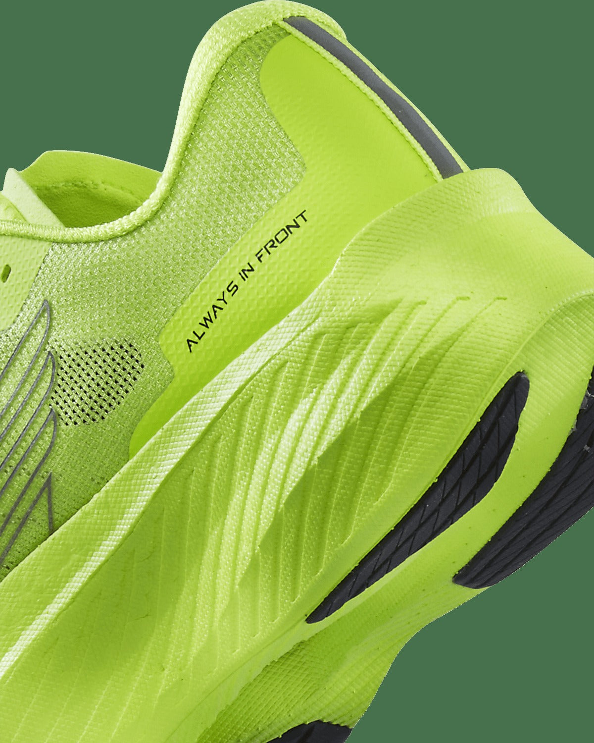 Women's Valkyrie Elite Carbon Runner