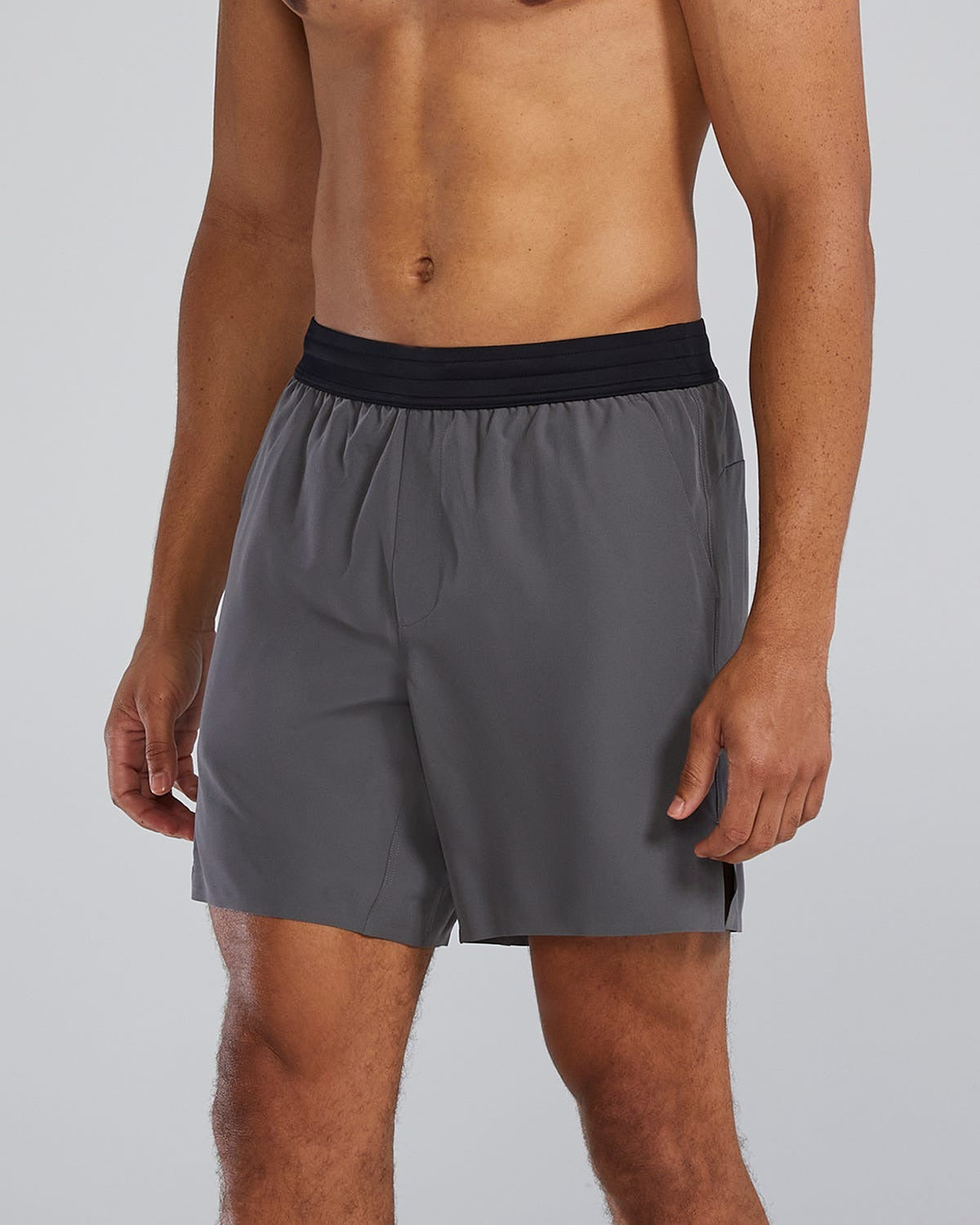 HydrosphereTM Men's Lined 7" Unbroken Shorts - Solid