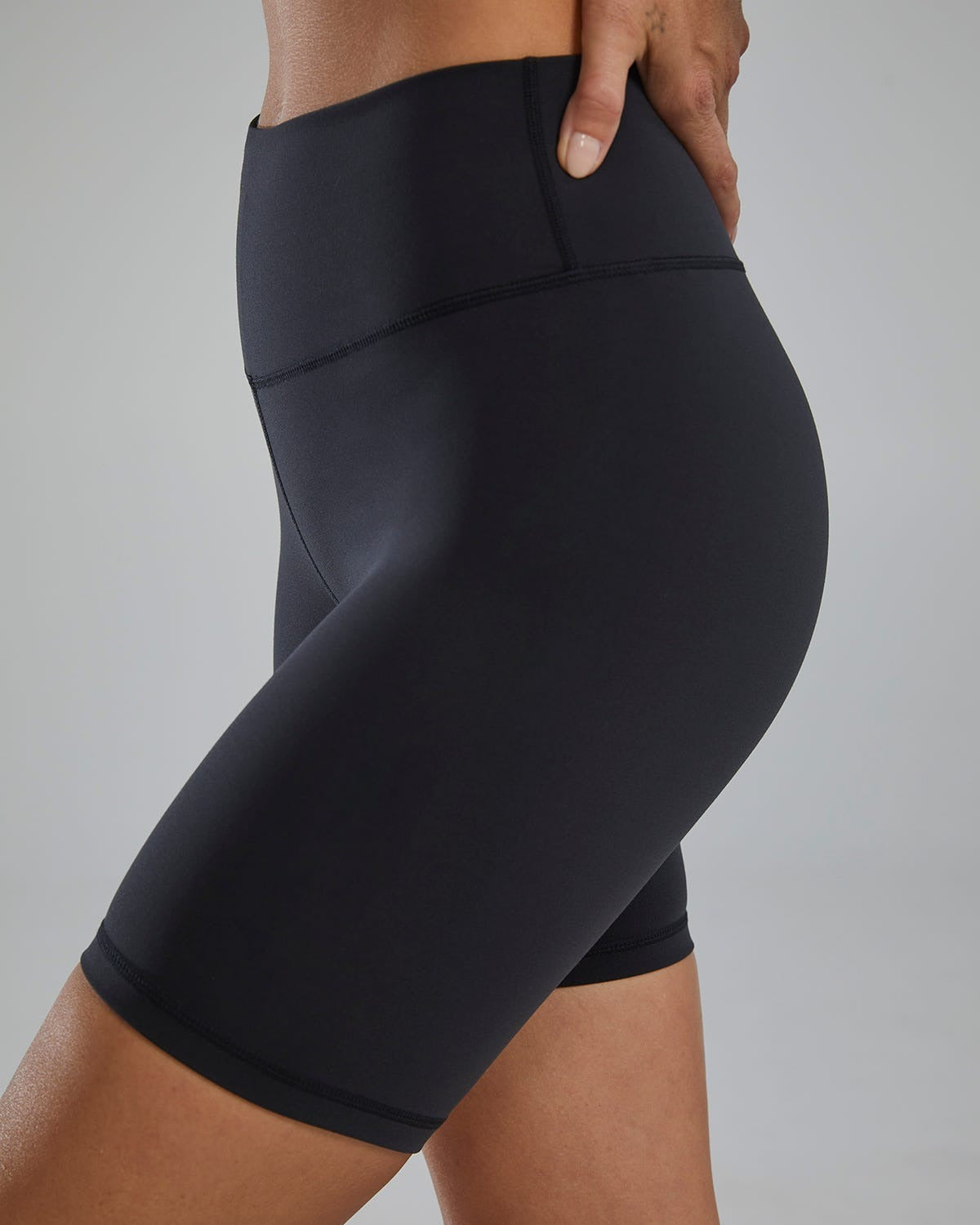 Joule Elite® Women's High Rise Short 6" - Solid