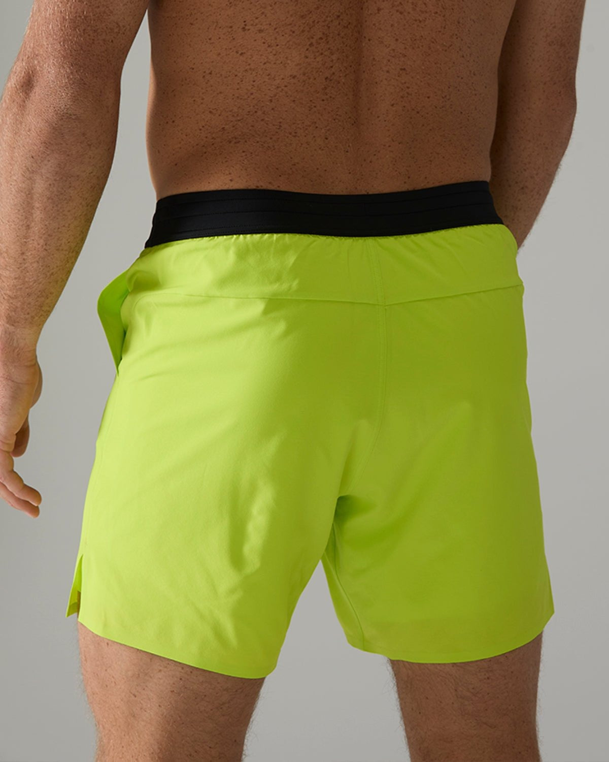 HydrosphereTM Men's Lined 7" Unbroken Shorts - Solid
