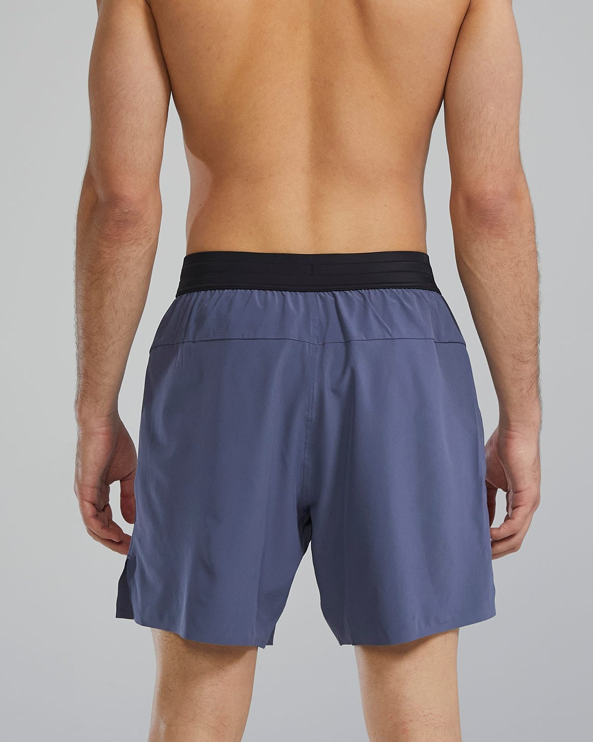 HydrosphereTM Men's Lined 7" Unbroken Shorts - Solid