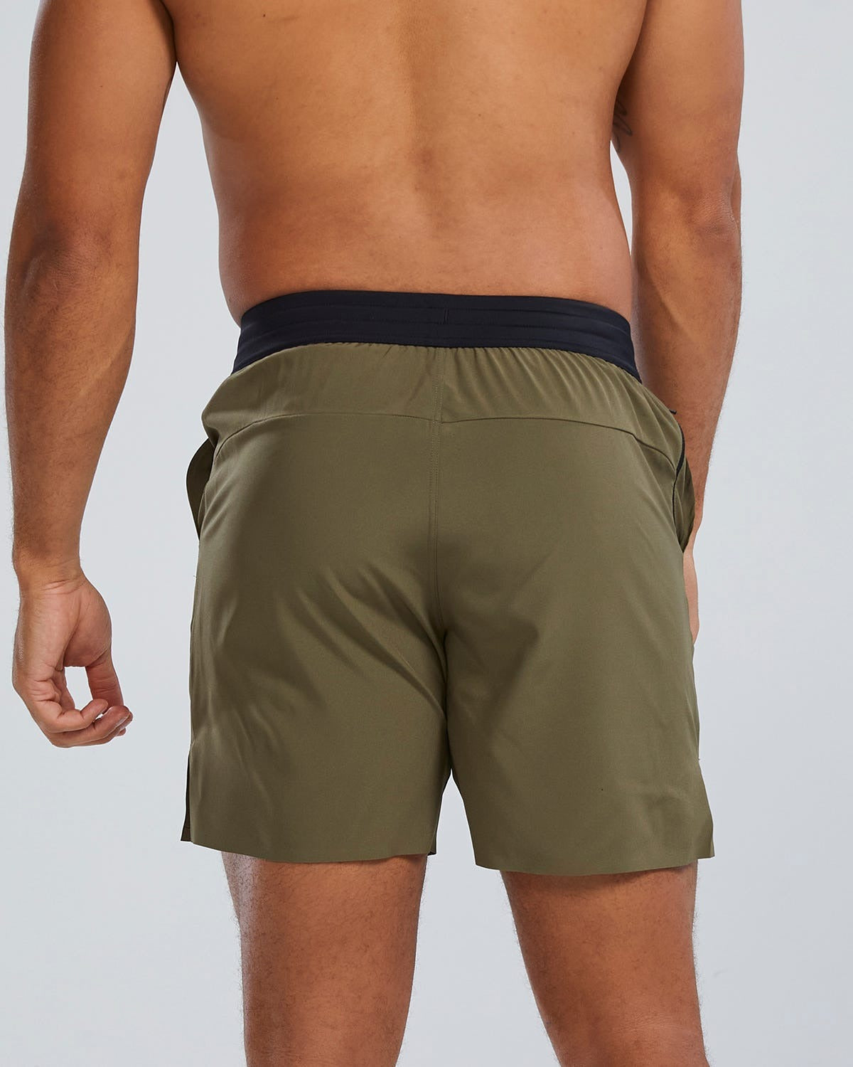 HydrosphereTM Men's Unlined 7" Unbroken Shorts - Solid