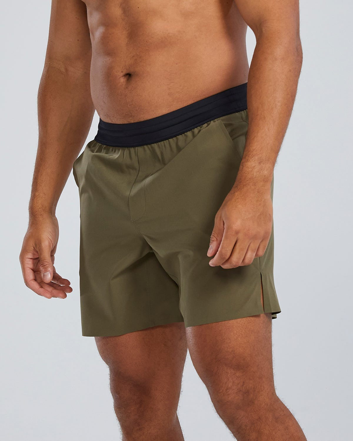 HydrosphereTM Men's Unlined 7" Unbroken Shorts - Solid