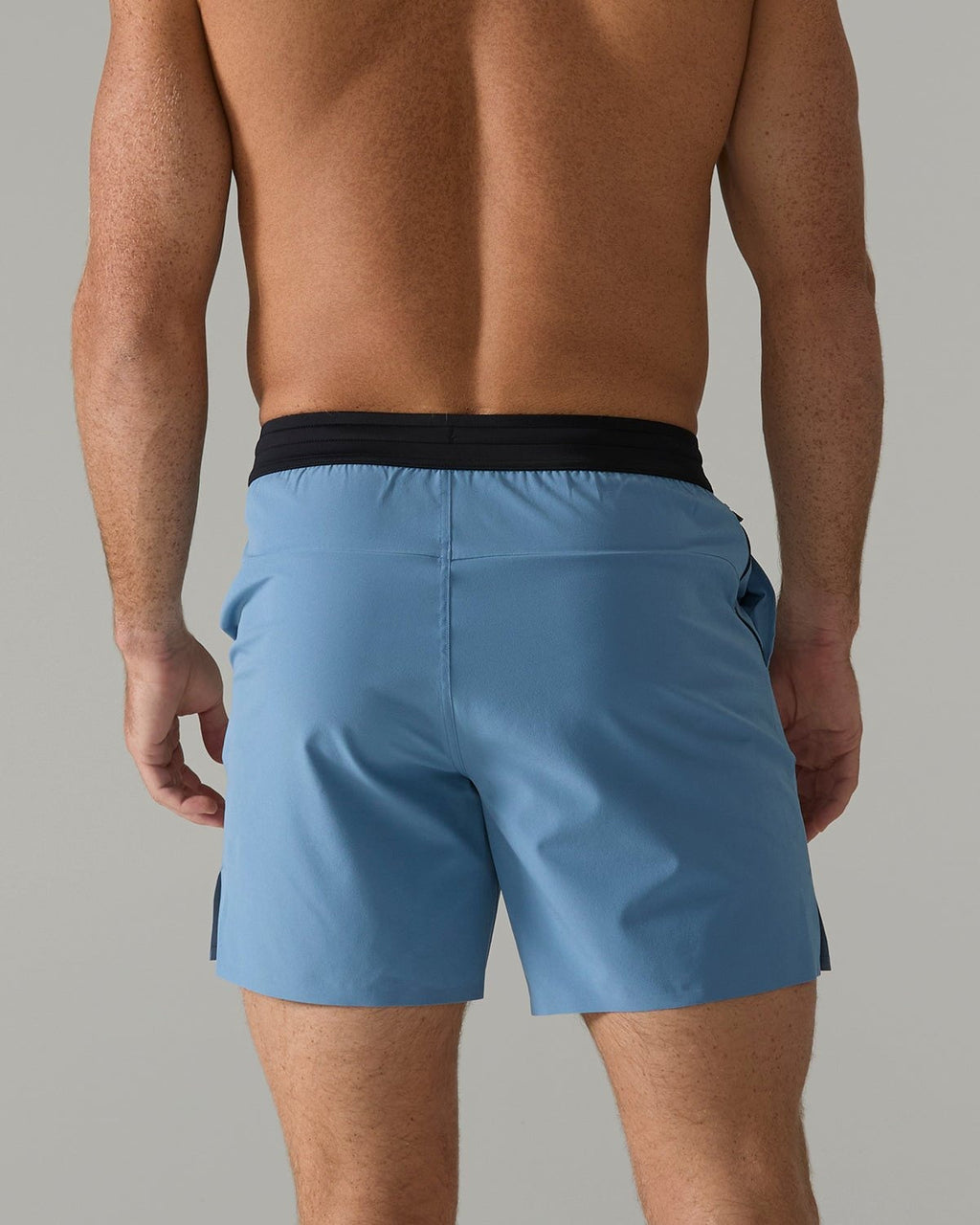 HydrosphereTM Men's Unlined 7" Unbroken Shorts - Solid