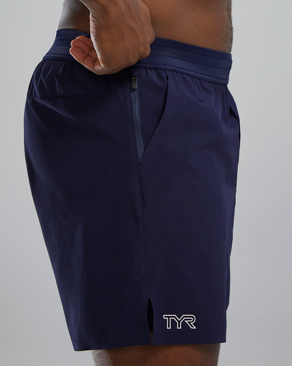 HydrosphereTM Men's Unlined 7" Unbroken Shorts - Solid