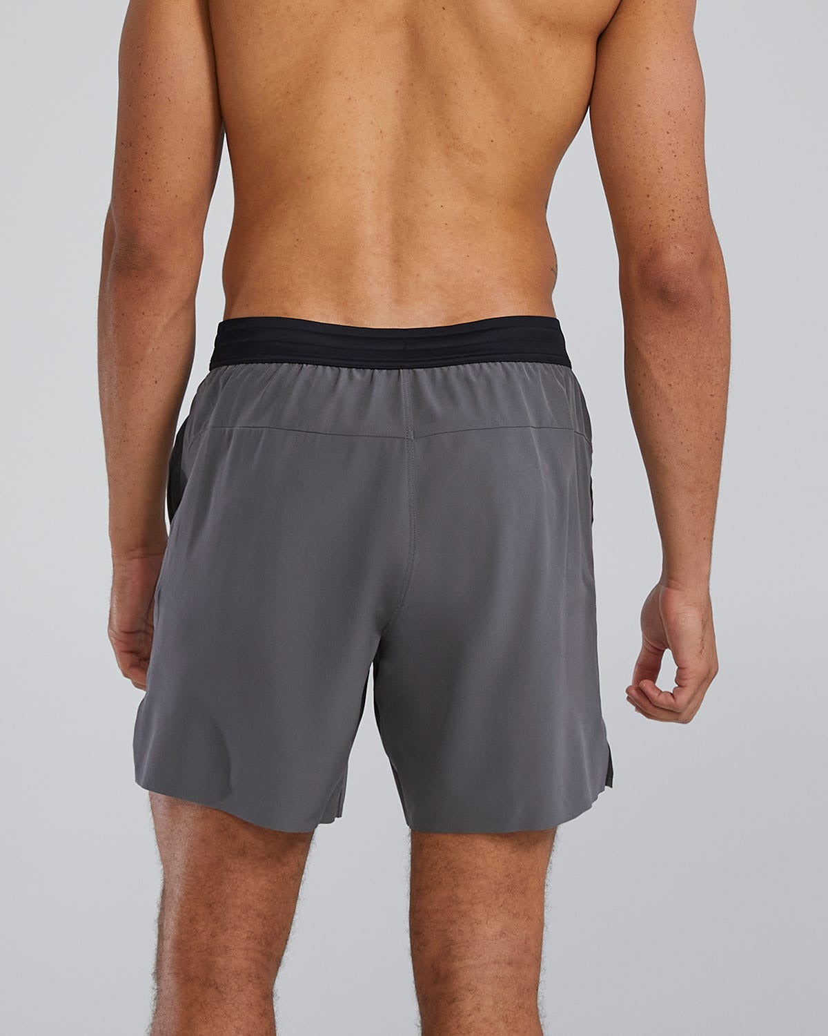 HydrosphereTM Men's Lined 7" Unbroken Shorts - Solid