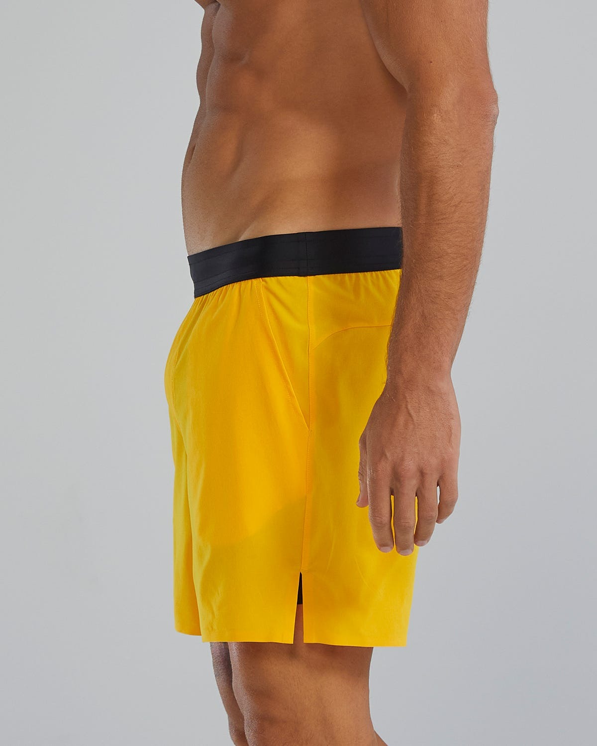 HydrosphereTM Men's Lined 7" Unbroken Shorts - Solid