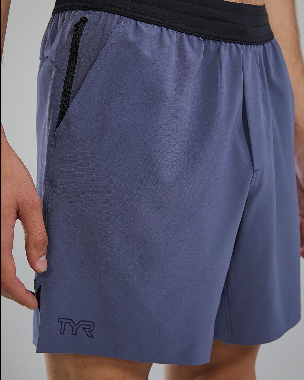 HydrosphereTM Men's Unlined 7" Unbroken Shorts - Solid