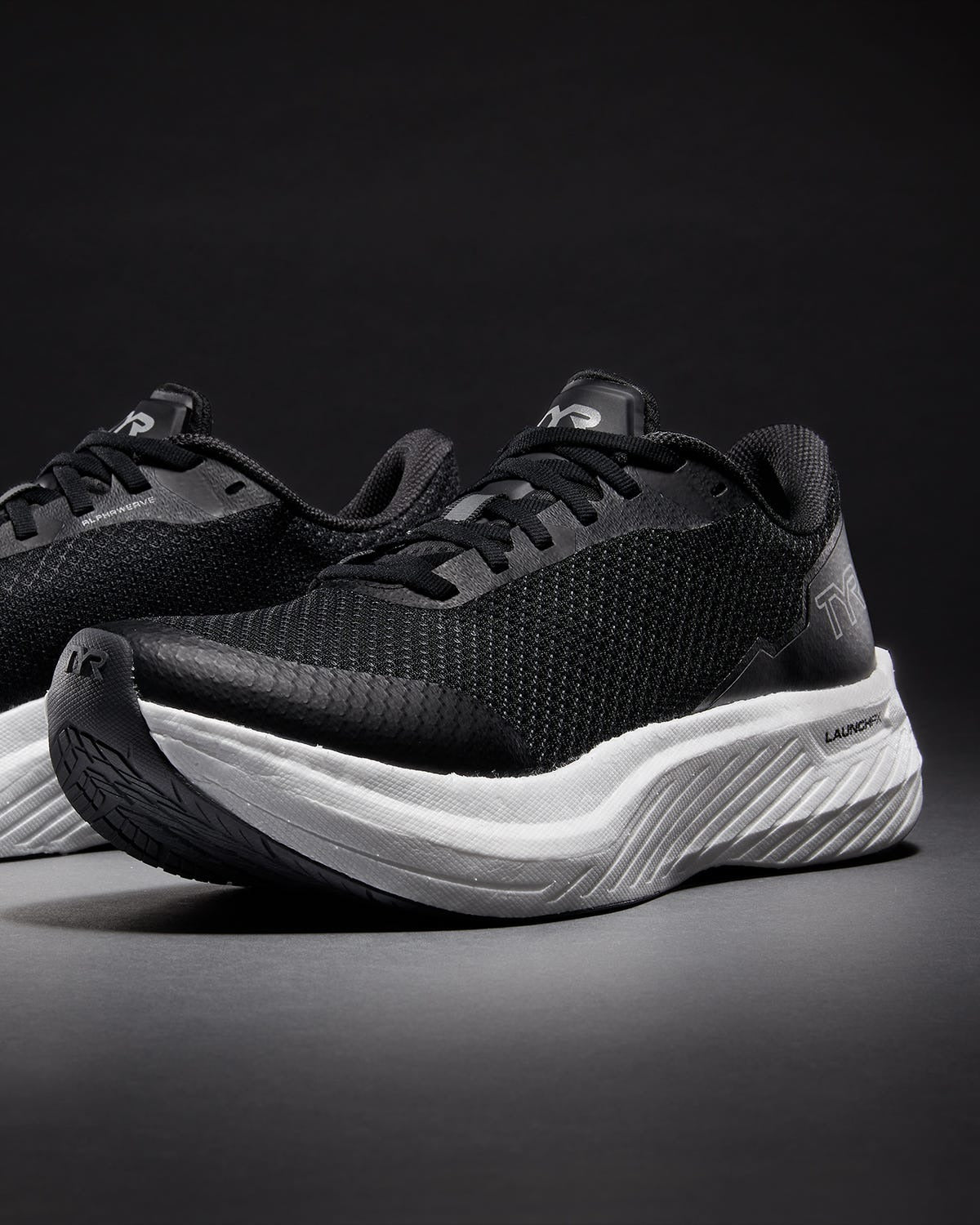 Men's Valkyrie Speedworks Runner — Black