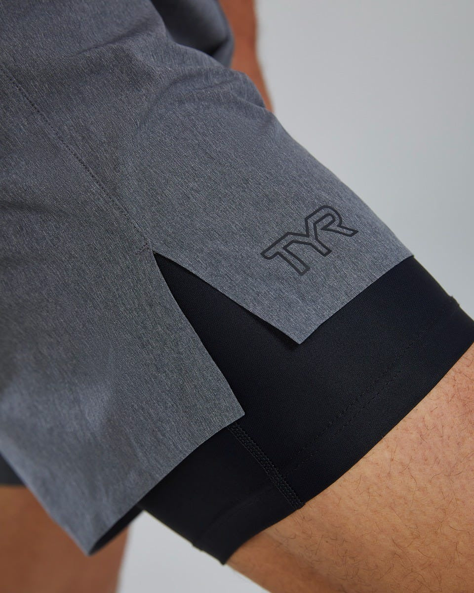 HydrosphereTM Men's Lined 7" Unbroken Shorts - Solid