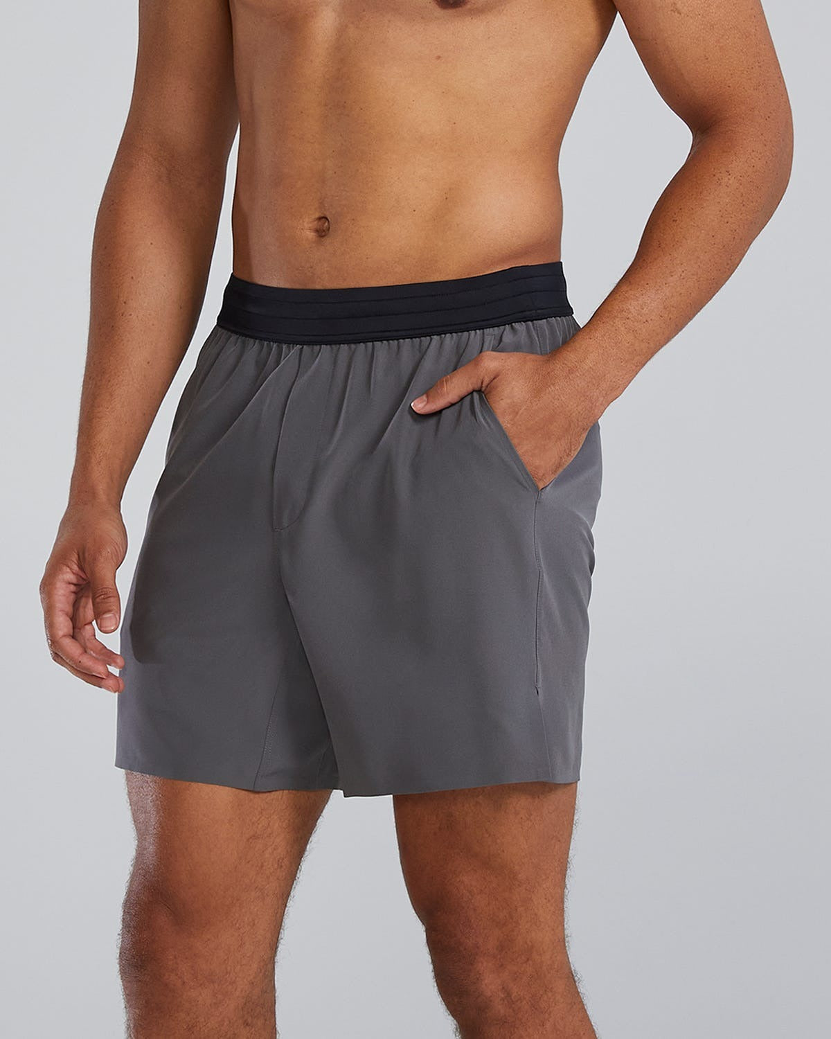 HydrosphereTM Men's Unlined 7" Unbroken Shorts - Solid