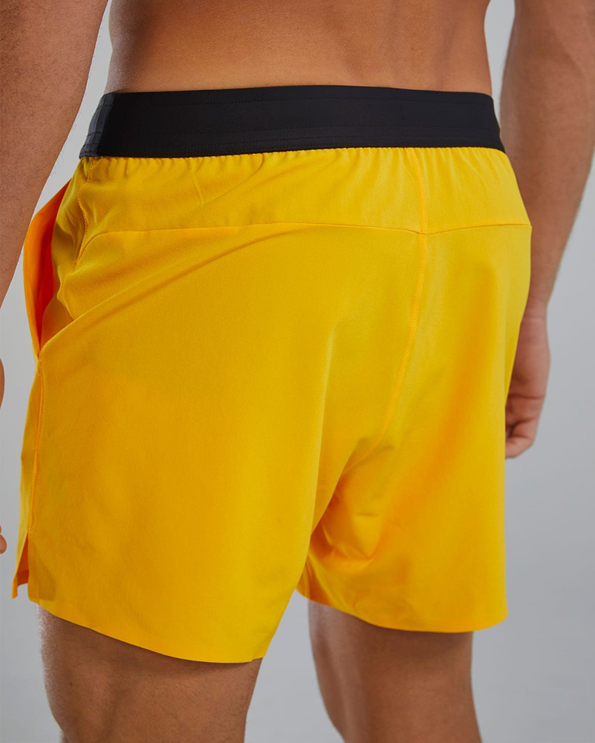 HydrosphereTM - Men's Unbroken Shorts - Unlined 5" - Solid