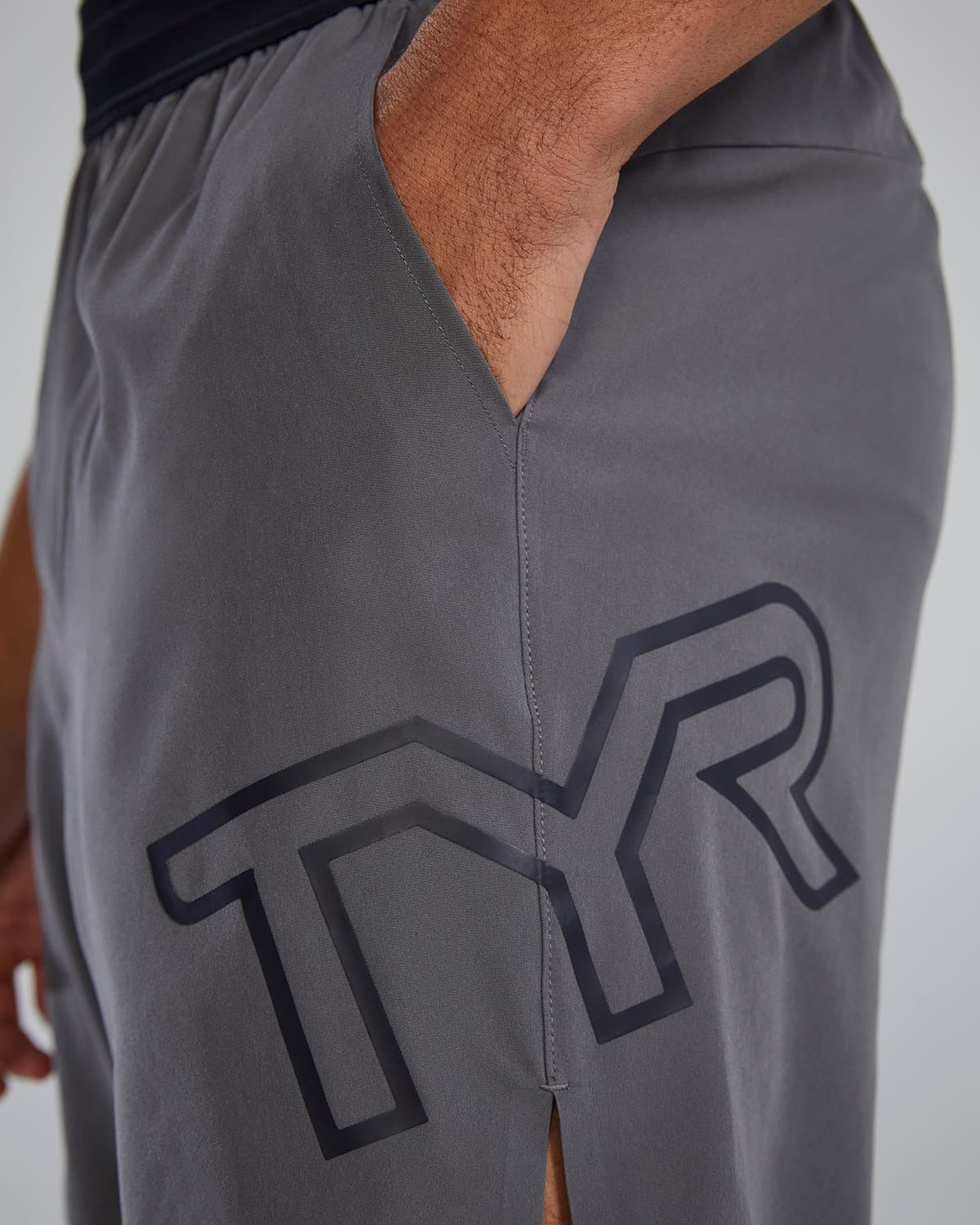 HydrosphereTM Men's Unlined 7" Unbroken Big Logo Shorts - Solid