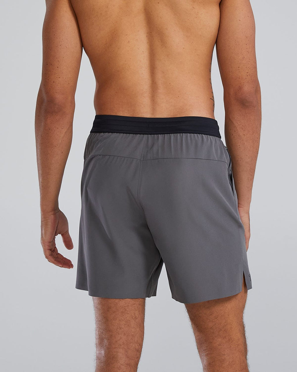 HydrosphereTM Men's Unlined 7" Unbroken Shorts - Solid