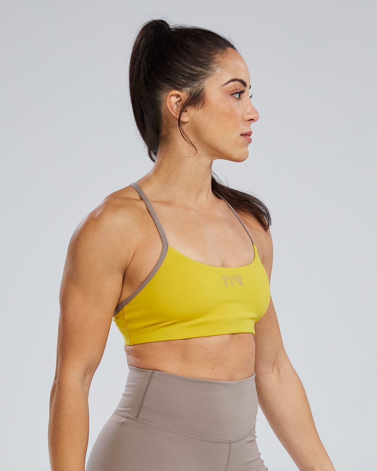 Joule EliteTM Women's Scoop Neck Sports Bra - Solid