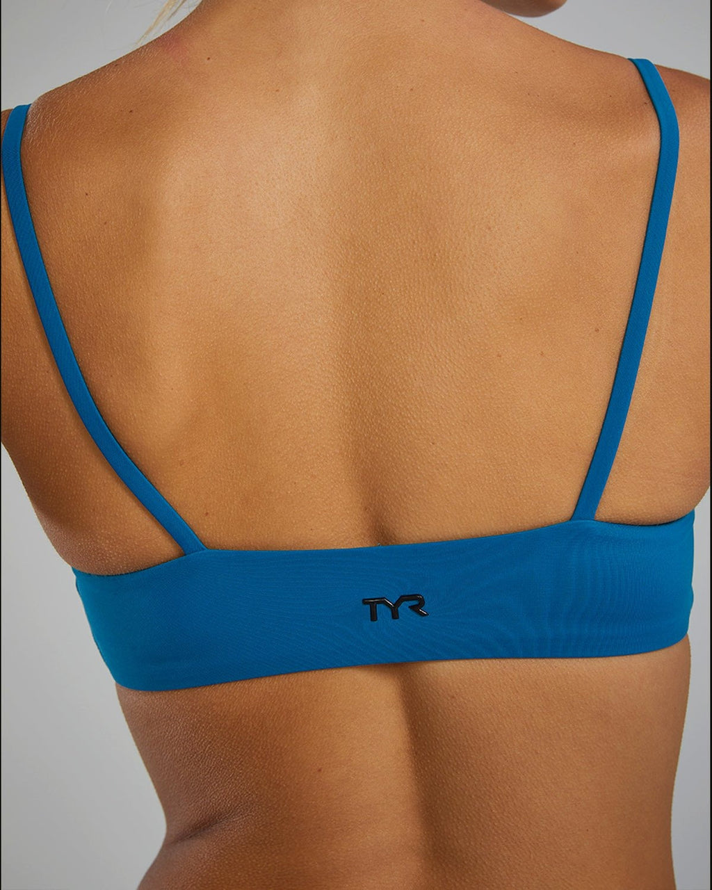 Women's Nia scoop neck Bikini Top Solid