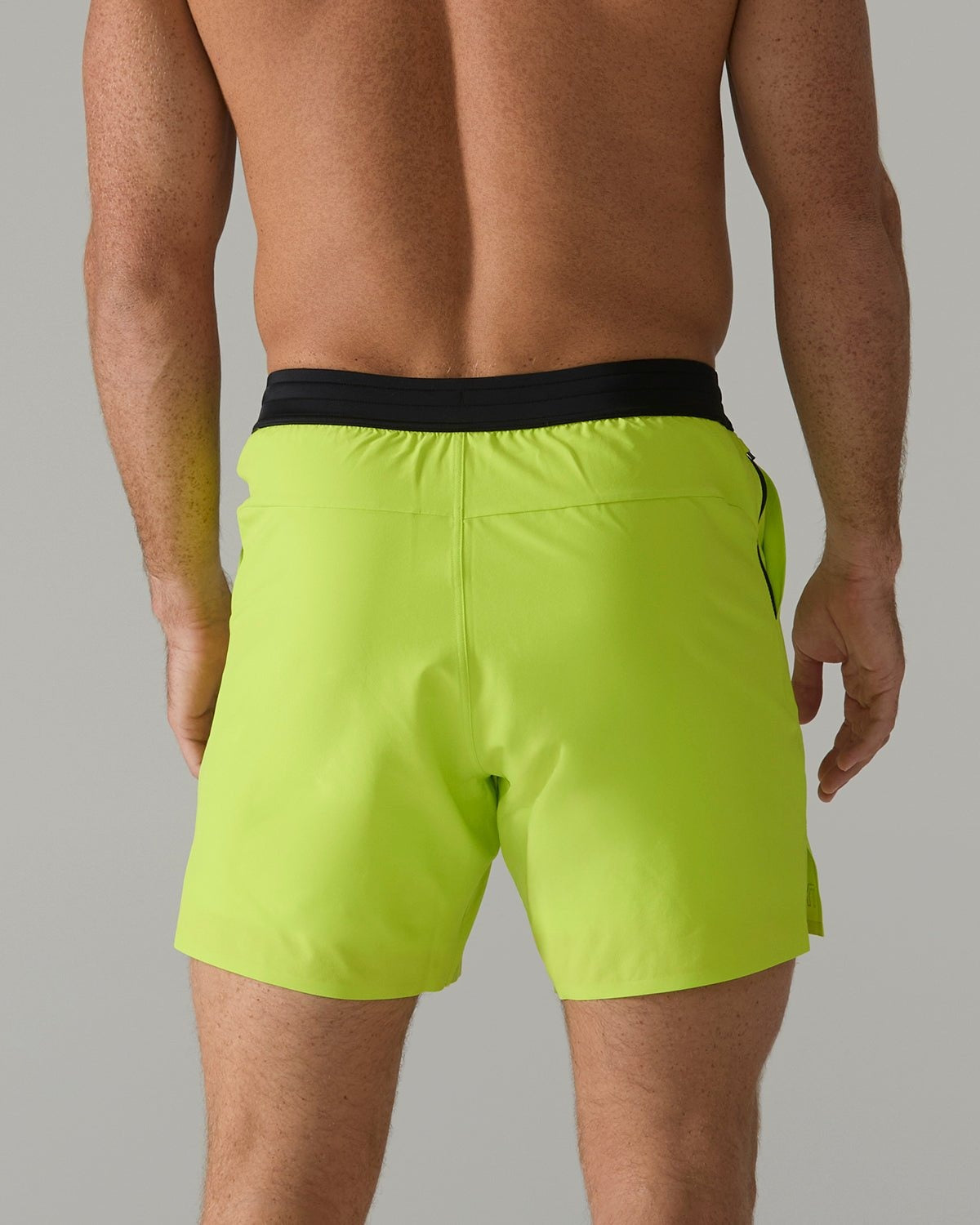 HydrosphereTM Men's Lined 7" Unbroken Shorts - Solid