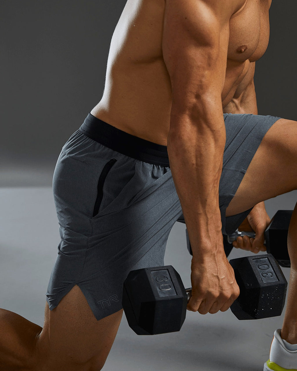 HydrosphereTM Men's Unlined 7" Unbroken Shorts - Solid