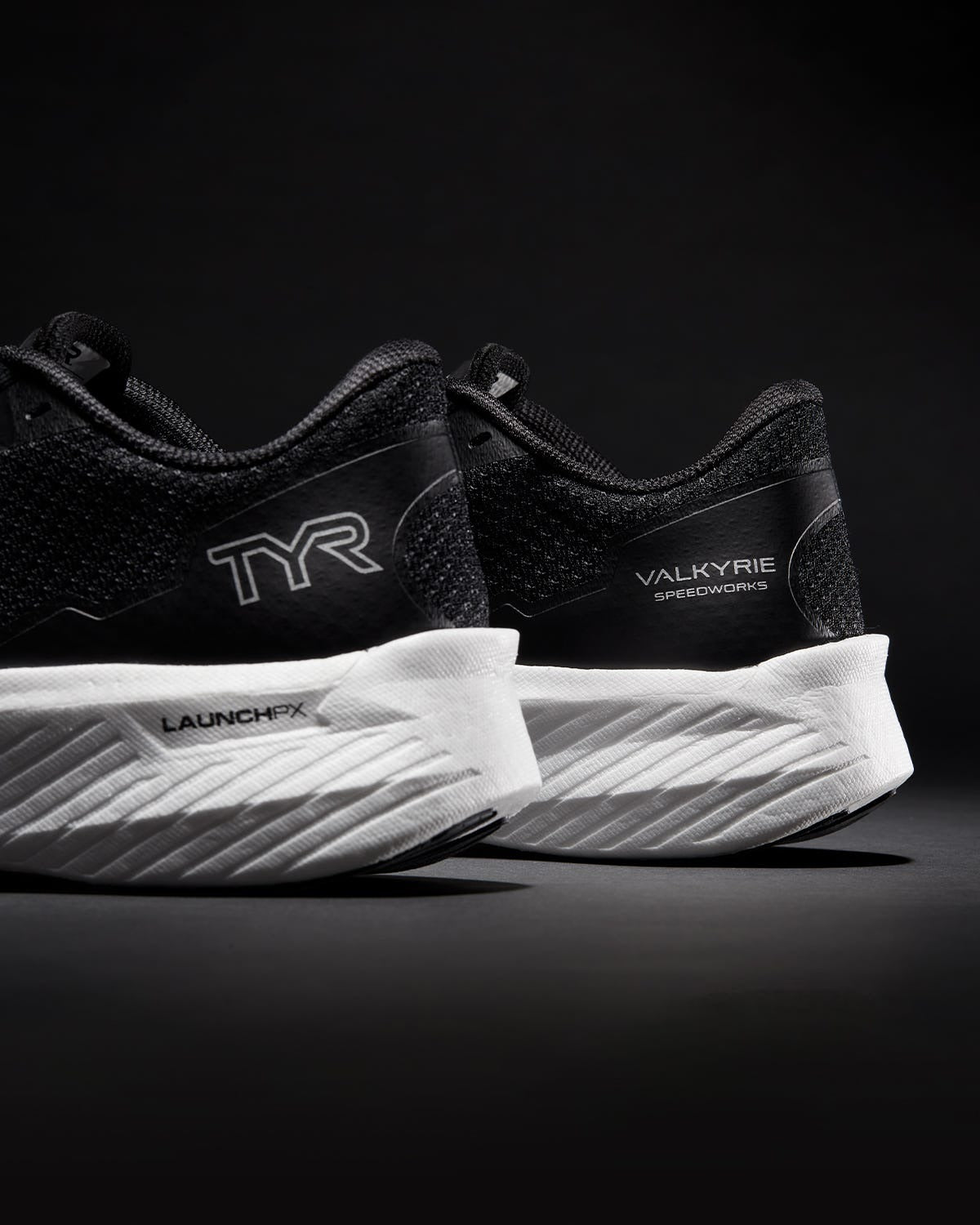 Men's Valkyrie Speedworks Runner — Black