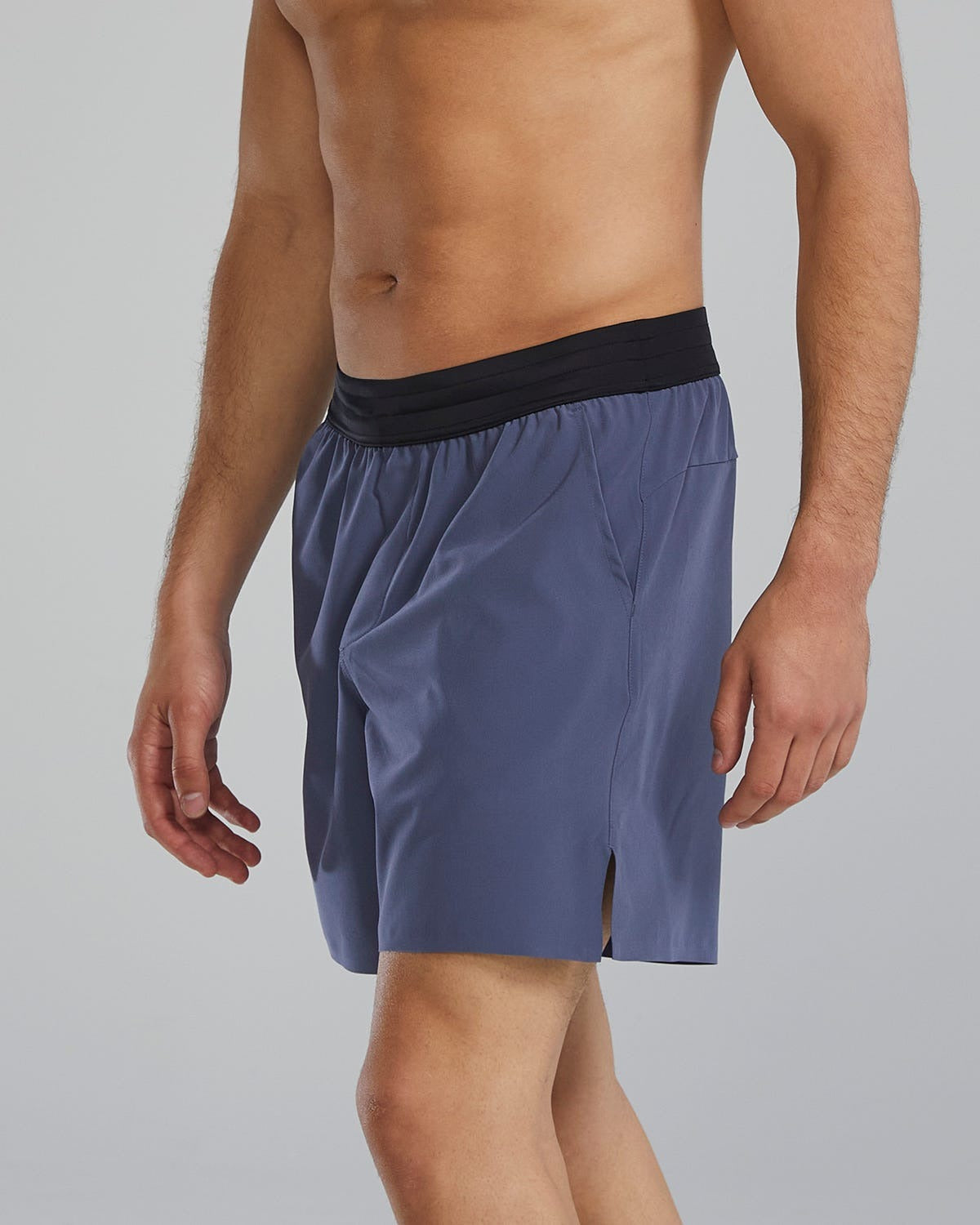 HydrosphereTM Men's Unlined 7" Unbroken Shorts - Solid