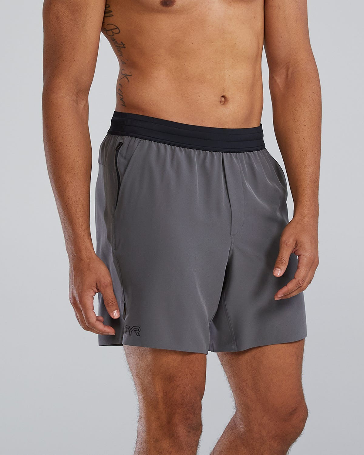 HydrosphereTM Men's Unlined 7" Unbroken Shorts - Solid